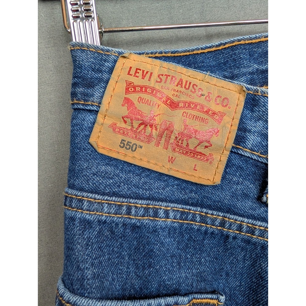 Levis 550 Mens Relaxed Fit Straight Leg Jeans Blue Medium Wash 48x32 01550-4886 - Picture 4 of 8